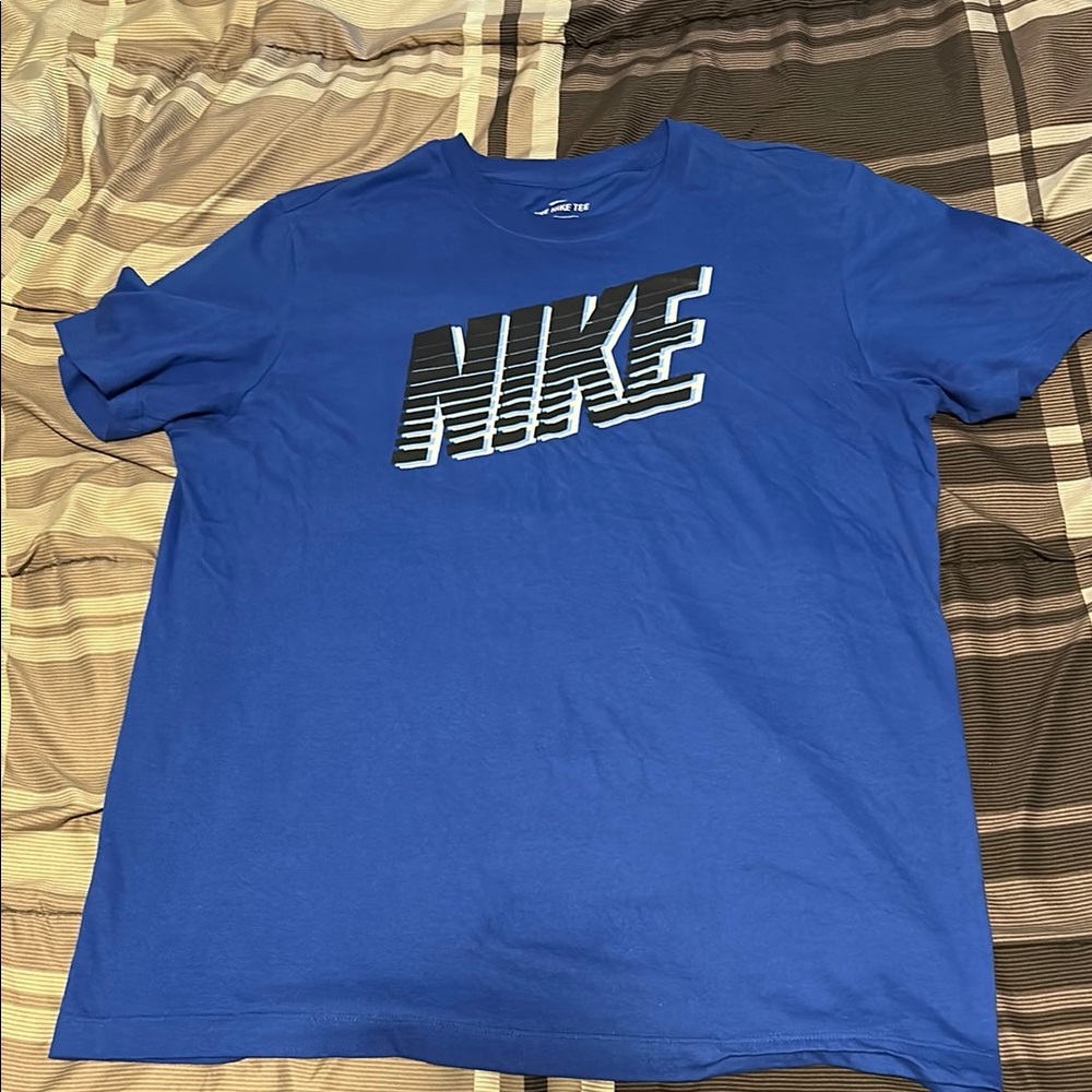 Nike Blue Short Sleeve Tee with Graphic Design